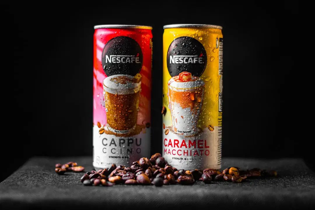 Mega Capricornii anilor '90: O generație sub presiune cosmică